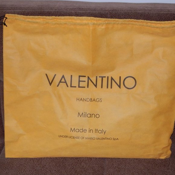 Valentino by Mario Valentino Karl Medallion Leather Bucket Bag VA2865 Authentic - Picture 16 of 16